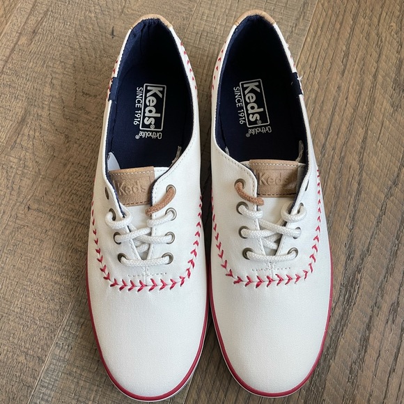 Keds Women’s Baseball Shoes - Picture 2 of 2